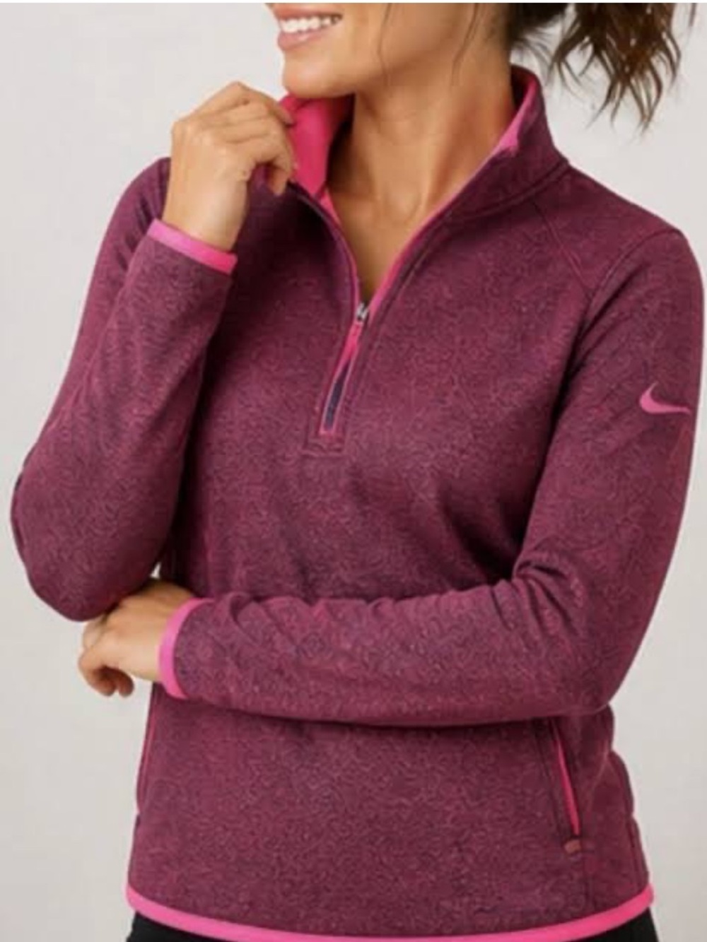 Nike Women’s Plum Half-Zip Performance Pullover sweatshirt M